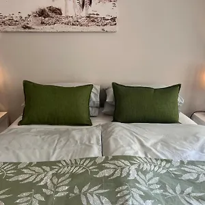  Apartment Design Centre