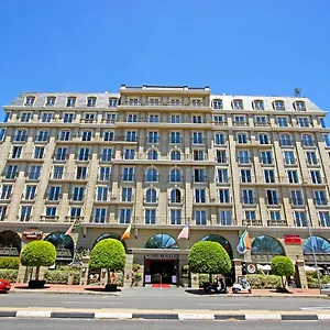 Cape Royale Luxury Cape Town